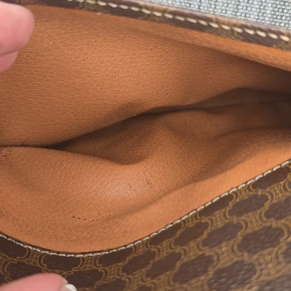 * GUC * Vintage Celine * - Picture 15 of 17